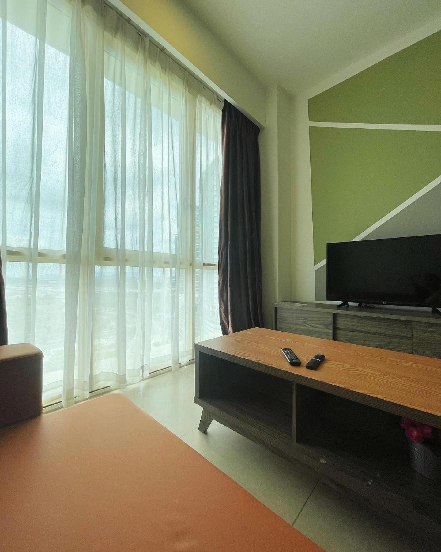 Legoland-3min Walk-afiniti Medini 2br With Bathtub -9pax-mini Playground Johor Bahru