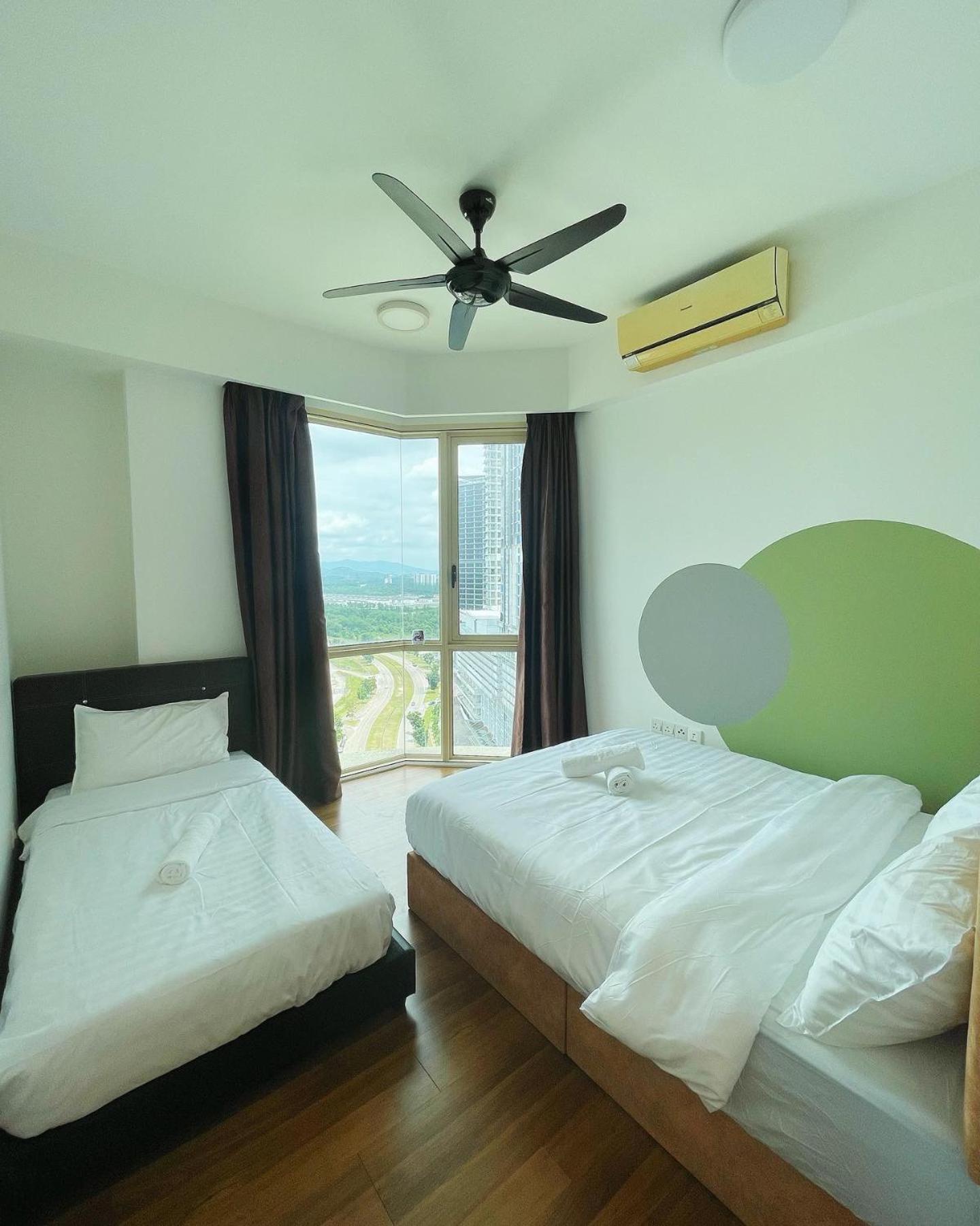 Legoland-3min Walk-afiniti Medini 2br With Bathtub -9pax-mini Playground Apartment *
