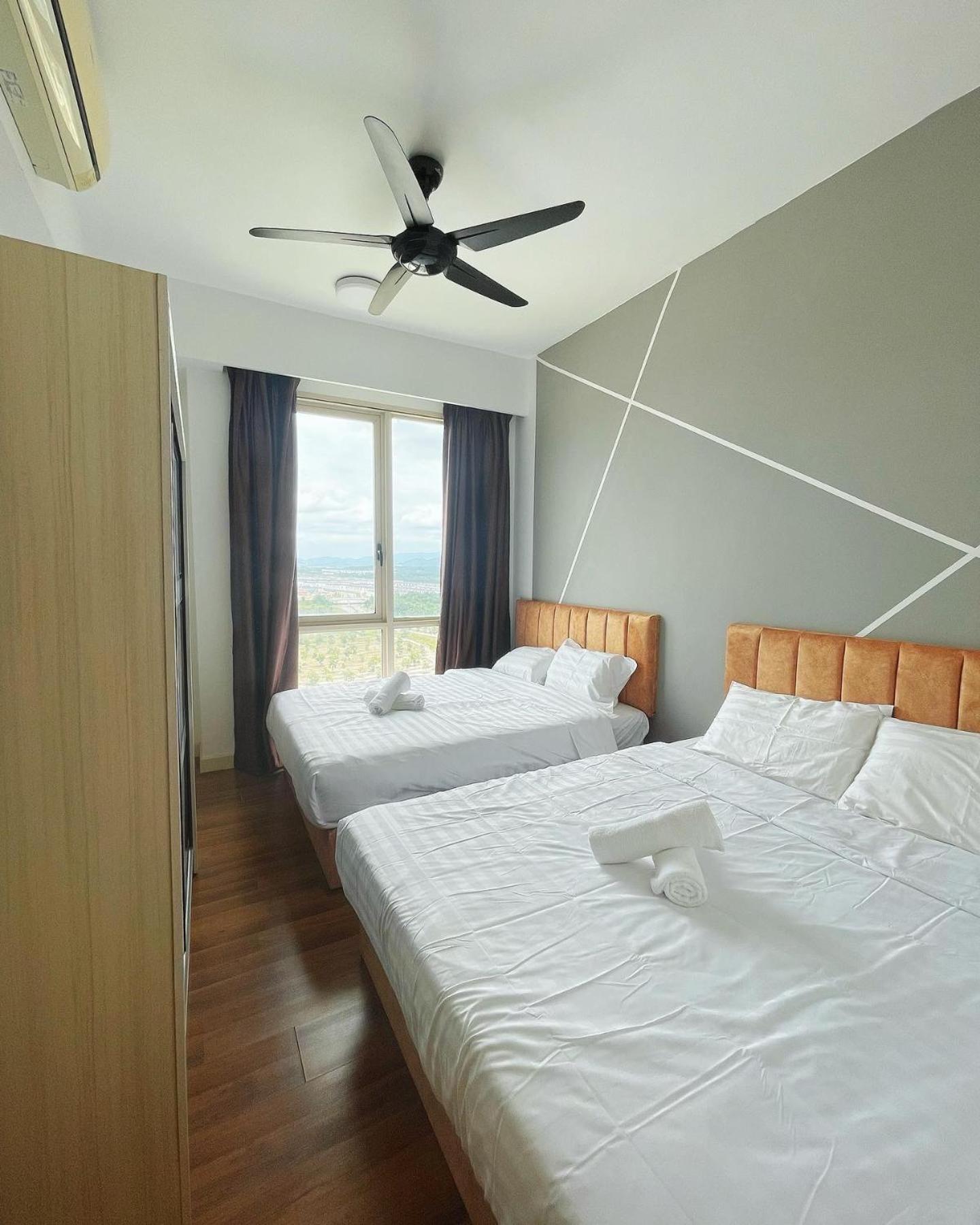Apartment Legoland-3min Walk-afiniti Medini 2br With Bathtub -9pax-mini Playground